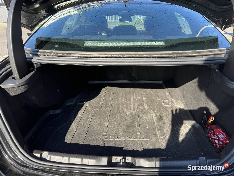 Maserati Ghibli 30 SQ4 430 Niski Przebieg Harman Rzeszów sprzedam