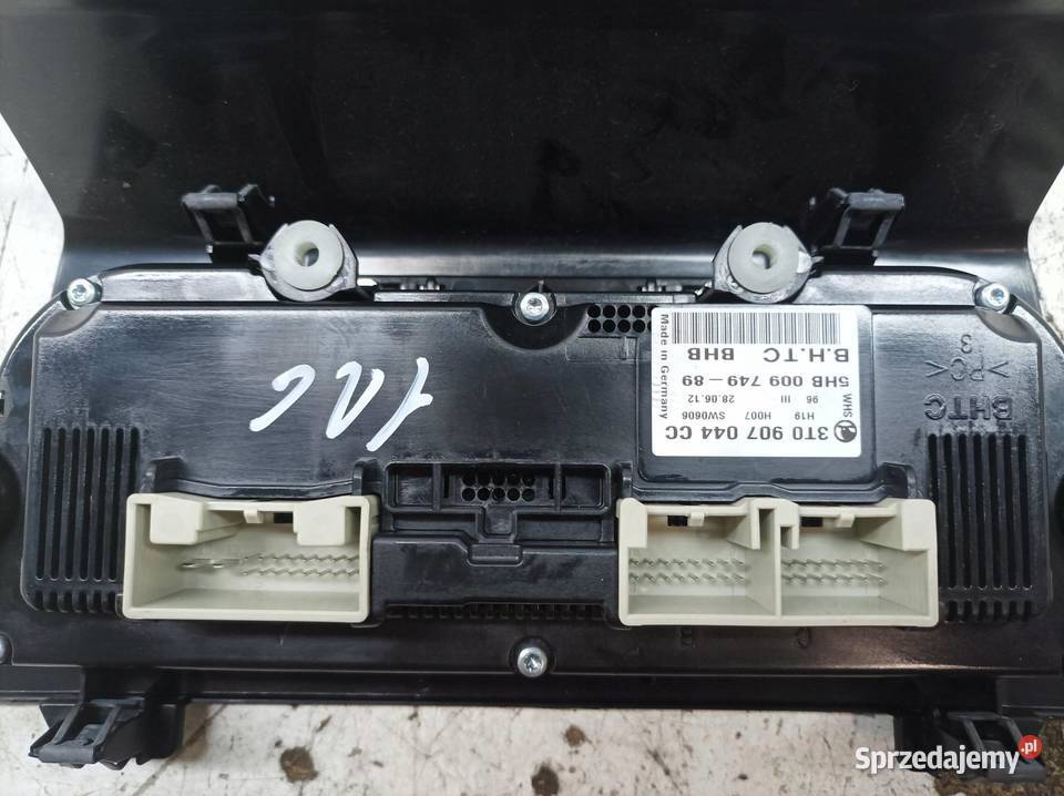PANEL NAWIEWU 3T0907044CC Skoda Superb II