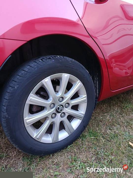 Toyota Corolla 16 BenzynaLPG 132 2014r Mysłowice