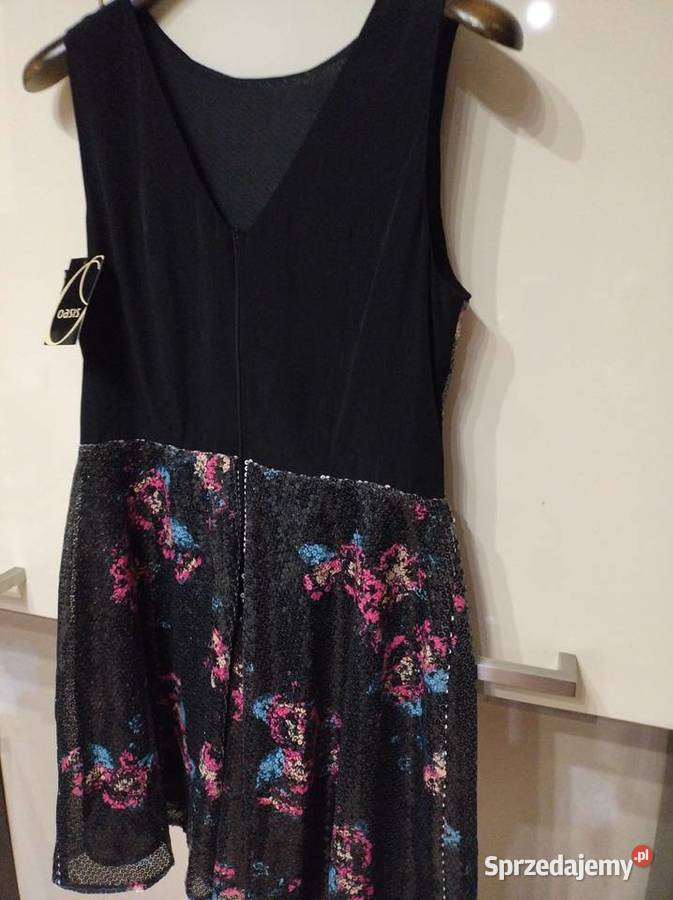 Sukienka imprezowo koktajlowa w całośći z Lublin