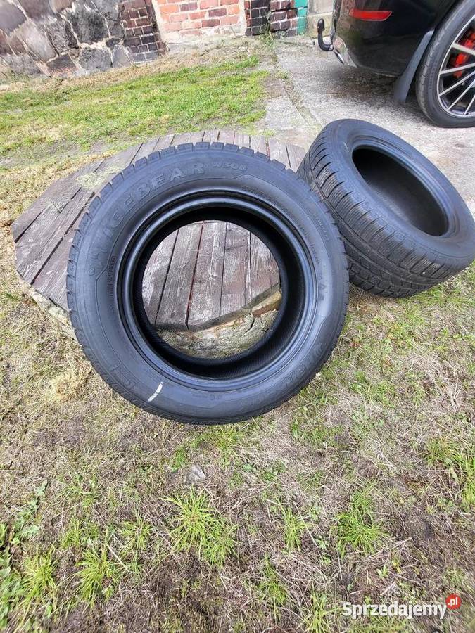 Opony zimowe 23560R17 sprzedam