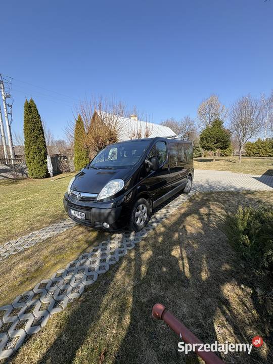 Opel Vivaro Tour Zadbany 9cio osobowy Tomaszów Lubelski