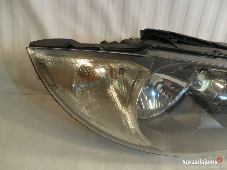 BMW E87 reflektor prawy przedni lampa prawa osobowe Nowy Tomyśl