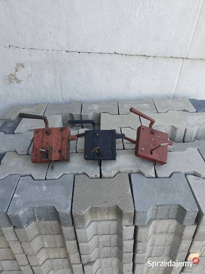 Zamek do furtki zabytkowy Miejska Górka