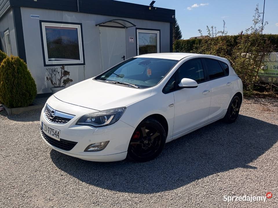 Opel Astra OPC Line 16 turbo benzyna 180 Astra