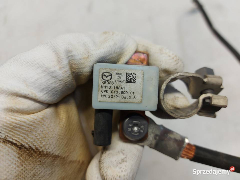 Mazda CX60 2023 klema masa ujemna minusowa moduł