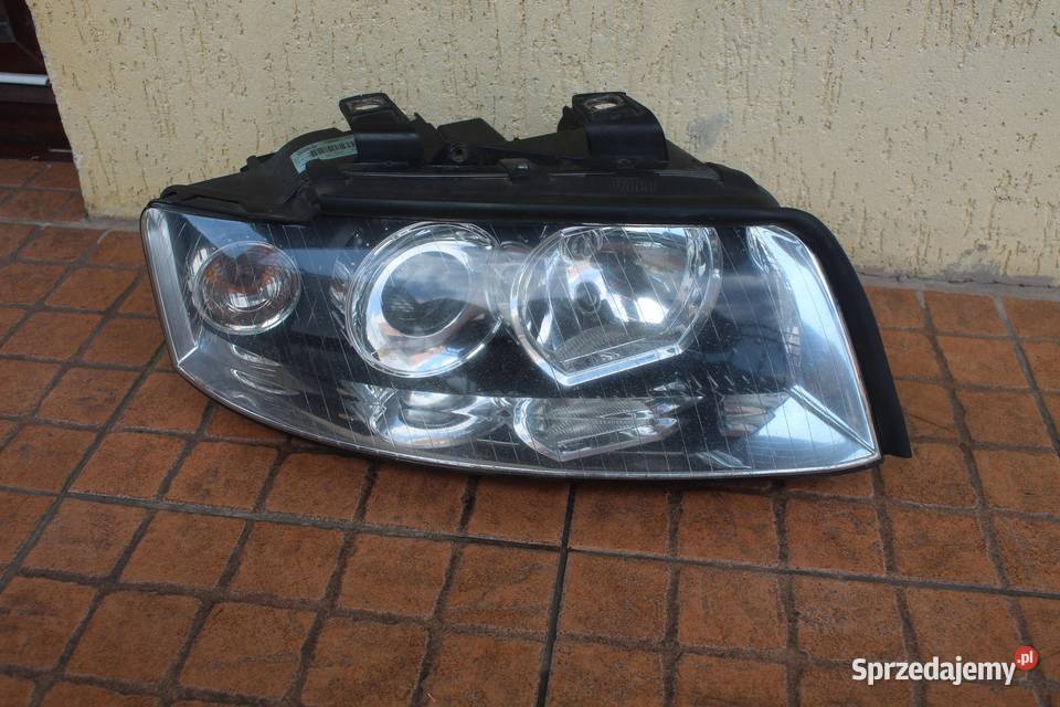 LAMPA PRAWY PRZÓD AUDI A4 B6 8E0941004F Lampy przeciwmgielne sprzedam