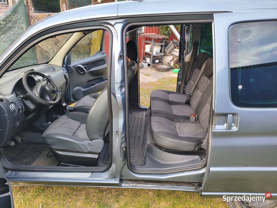 Peugeot Partner 16 90 w całości na części Kielce