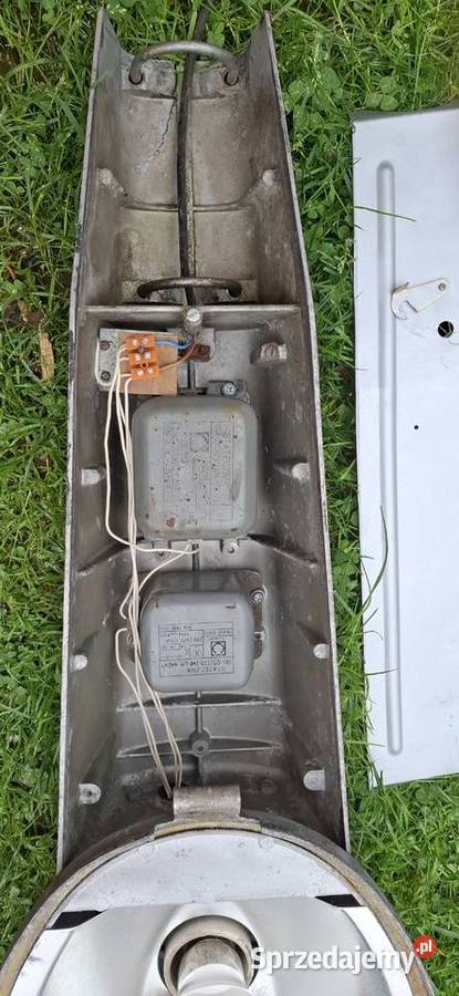 OprawaLampa Uliczna Mesko OURW 375 1977 r sprzedam