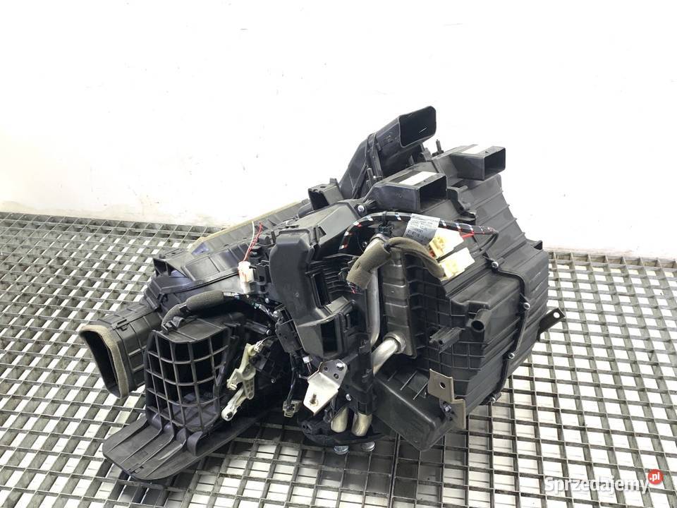 NAGRZEWNICA KOMBAJN NISSAN PULSAR Hatchback osobowe Nagrzewnice