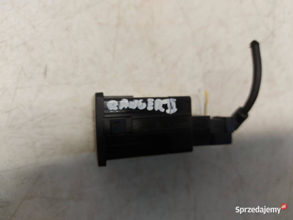 Ford Ranger VI 6 2024r GNIAZDO PORT USB