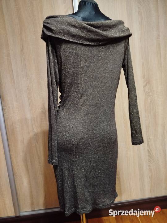 Dzianinowa sukienka połyskująca złotym rozmiar Biecz