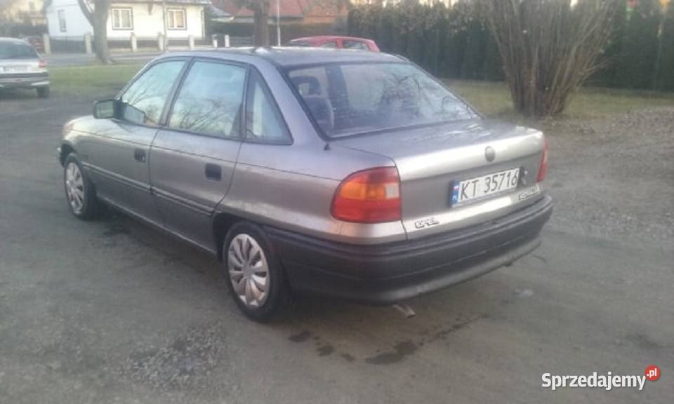 Opel Astra F 18 LPG Automat Stan Długie Opłaty kupiony w Polsce Astra małopolskie Tarnów