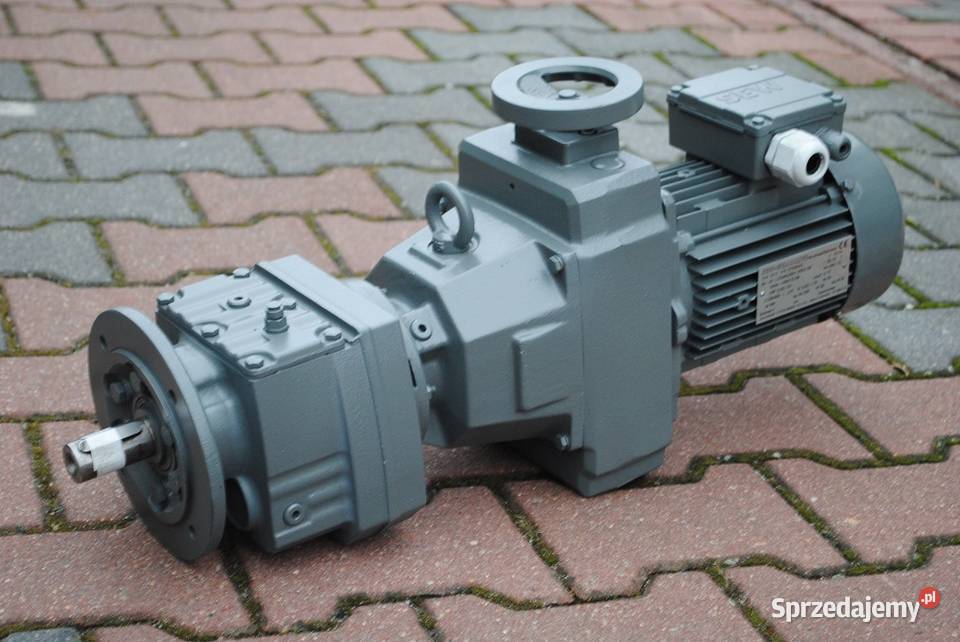 Motoreduktor kołnierzowy 055kw z regulacją Kargowa