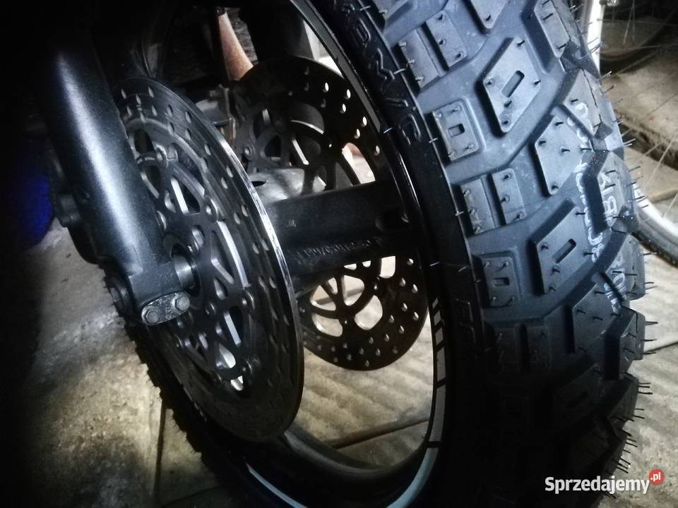 SUZUKI VSTROM DL 1000 doposażony kufry gmole garażowany Białystok