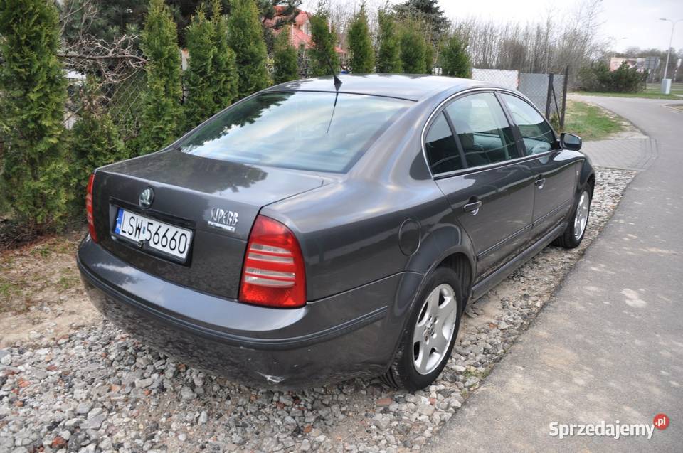 Skoda Superb 18 Gaz LPG Samochody osobowe Świdnik