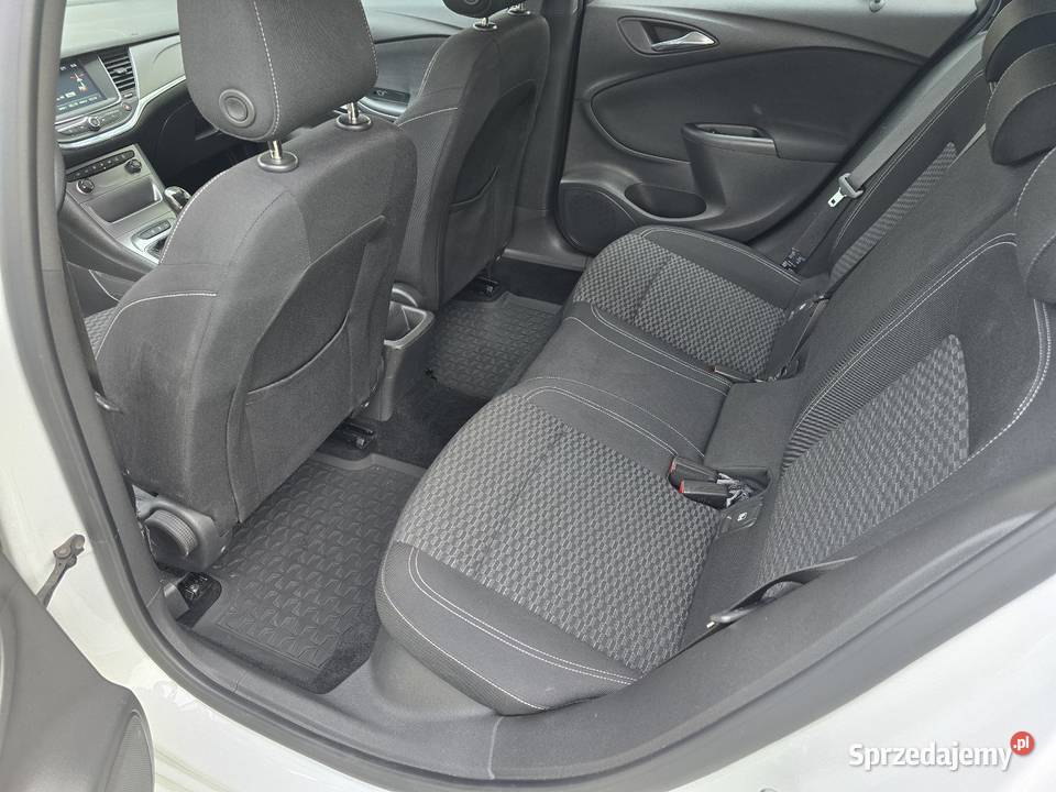 Opel Astra 16 cdti światła do jazdy dziennej Jędrzejów