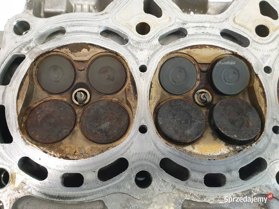 GŁOWICA CYLINDRÓW Toyota Yaris III 15 HYBRID Głowice cylindrów Chełm sprzedam