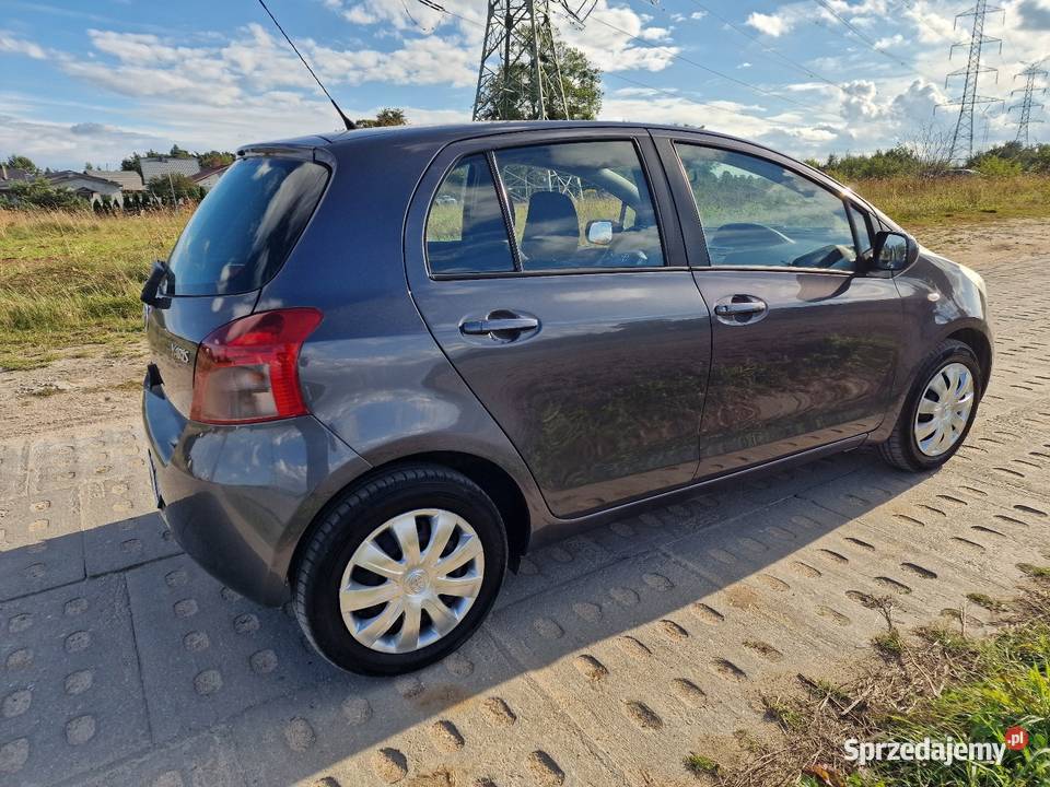 Toyota Yaris 13 86bez korozjistan nieuszkodzony