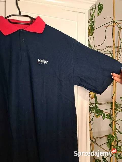 Stylowa koszulka polo Haier z czerwonym Trąbki Wielkie sprzedam