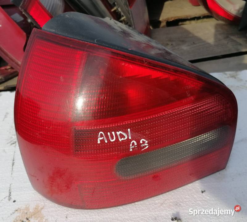 Lampy Tył Kpl Audi A3 8L