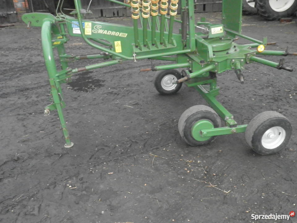 Zgrabiarka Krone Swadro 355 2005 maszyny do zbioru roślin Szurkowo