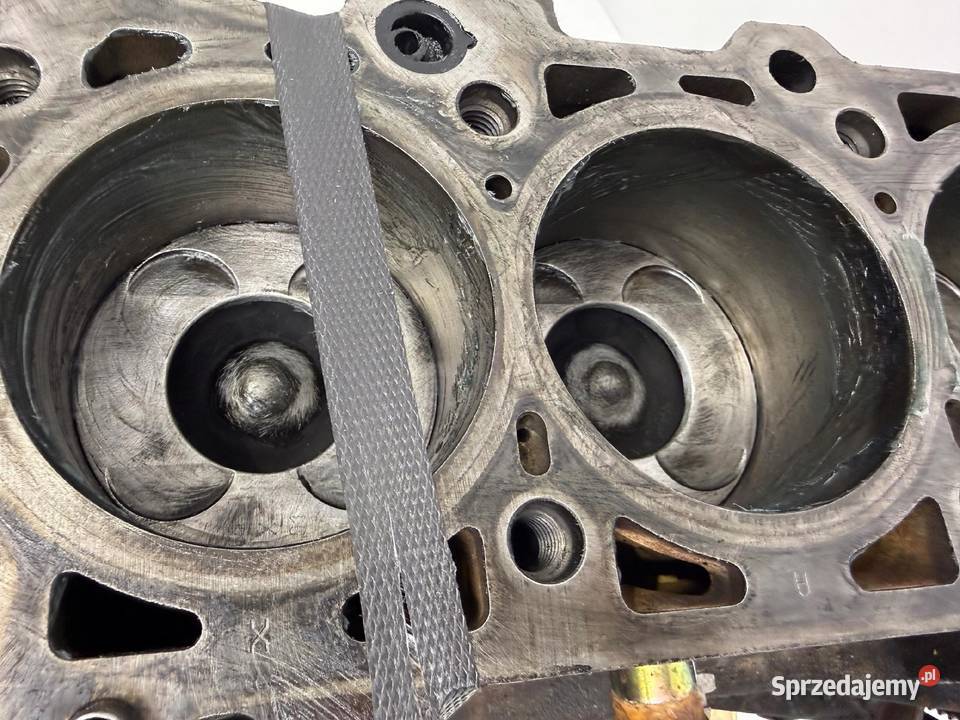 DÓŁ SILNIKA 646963 Mercedes C Klasa W203 22 CDI Chełm