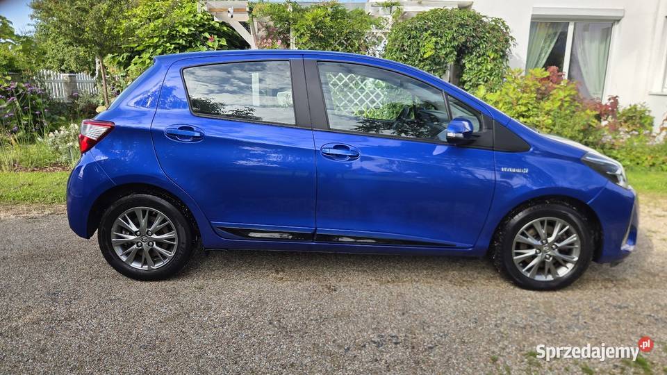 Toyota Yaris Hybryda Automat 35 przebiegu czujnik deszczu Gdańsk