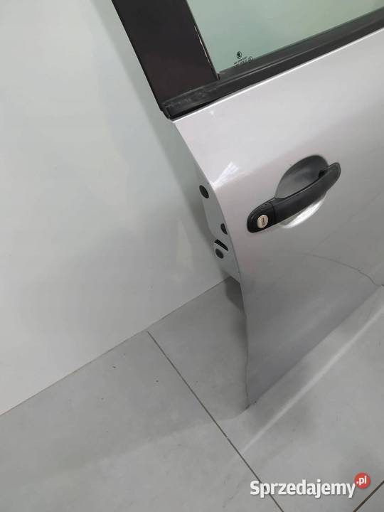 DRZWI PRAWE PRZÓD 9156 Skoda Fabia II 20072014