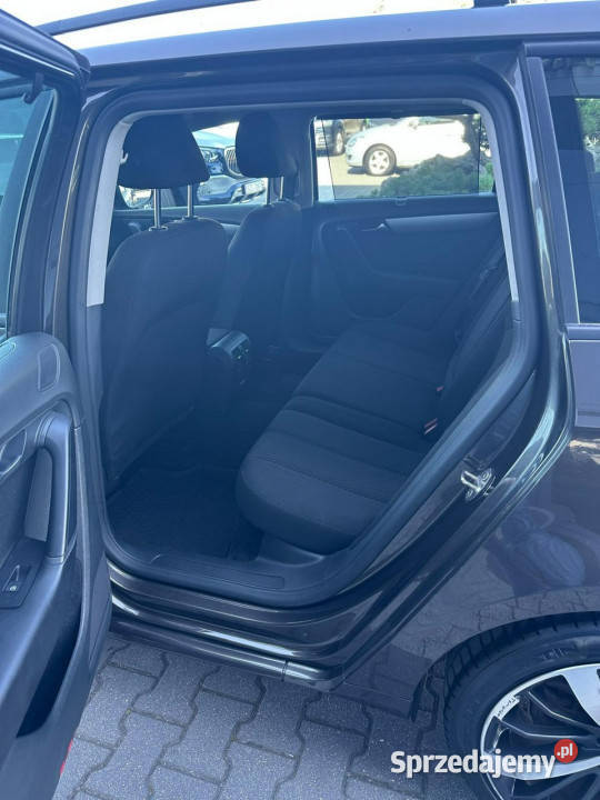 Volkswagen Passat salon polska PDC keyless Żory