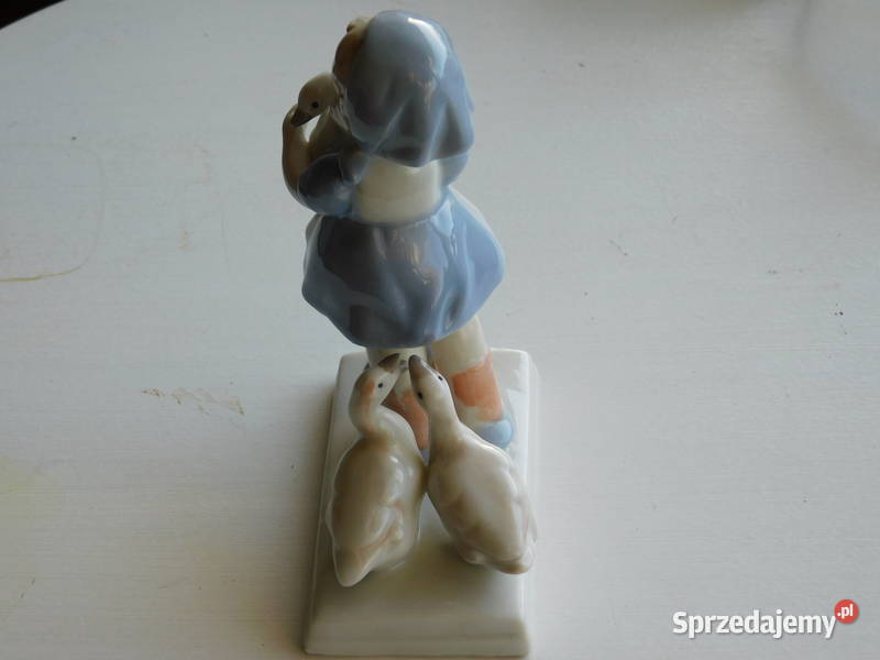 Figurka dziewczynki z gęsiami 395 Fiaf Porcelana i szkło Szczecin