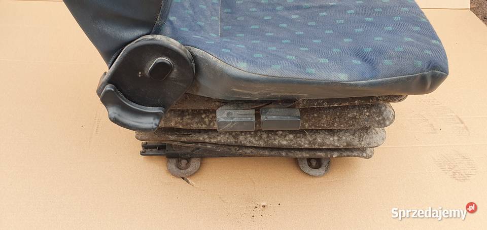 FOTEL PASAŻERA TIR TRAKTOR BUD tapicerki samochodowe Bieleń