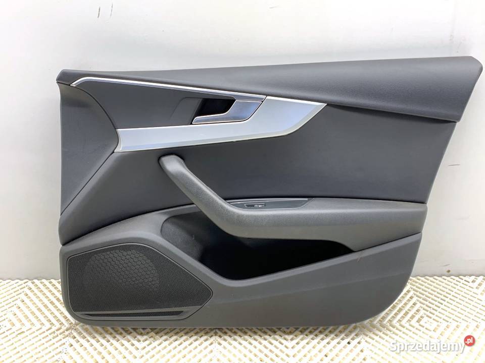 BOCZEK DRZWI PRAWY PRZÓD AUDI A4 B9 Kombi