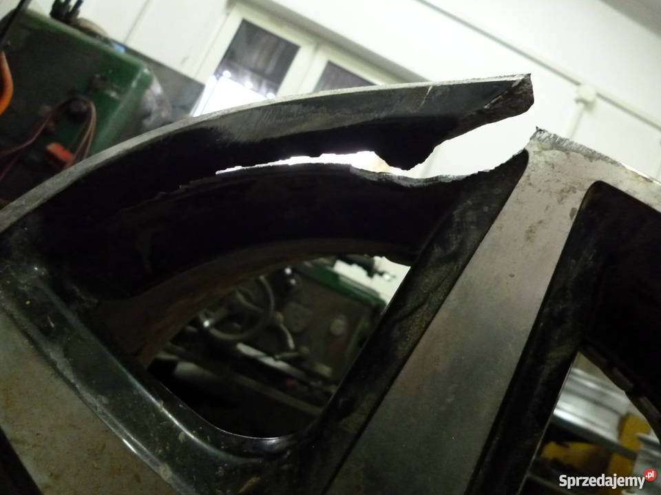 PROSTOWANIE FELG ALUMINIOWYCH STALOWYCH SPAWANIE Brzozów sprzedam