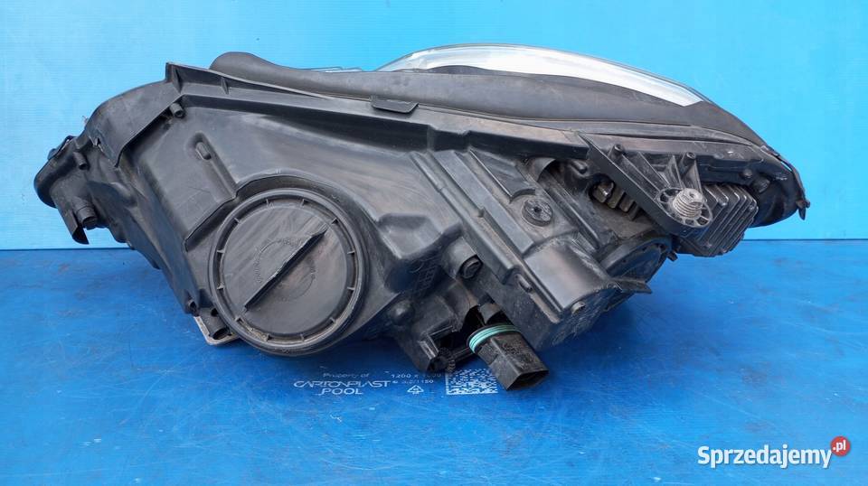 LAMPA PRAWY PRZÓD EU XENON MERCEDES E KLASA W212 osobowe Nowy Tomyśl sprzedam