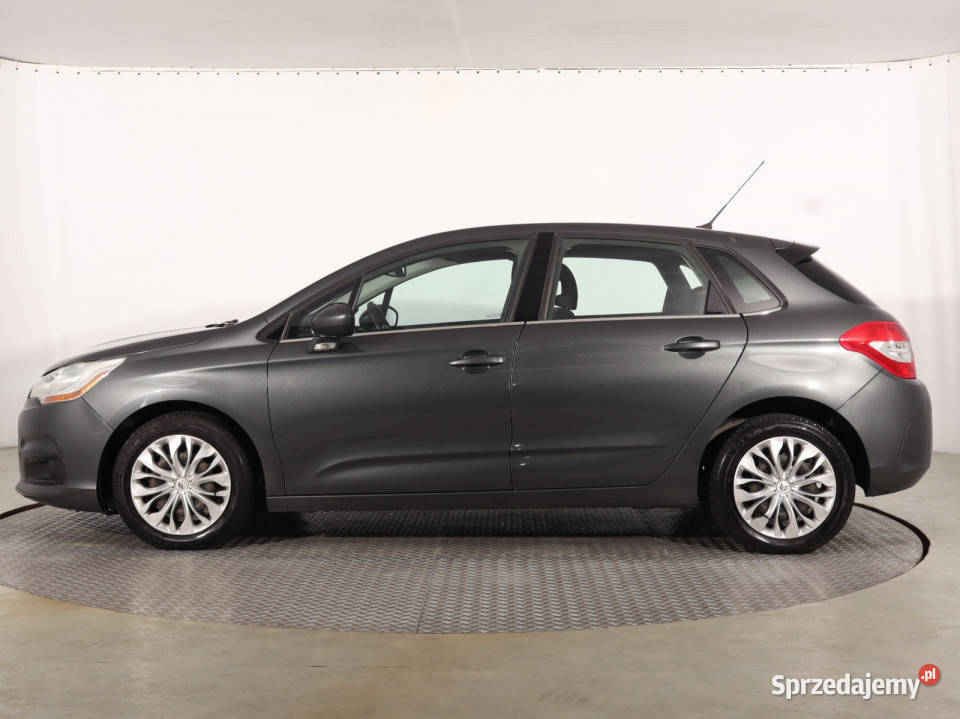 Citroen C4 14 16V gniazdo USB