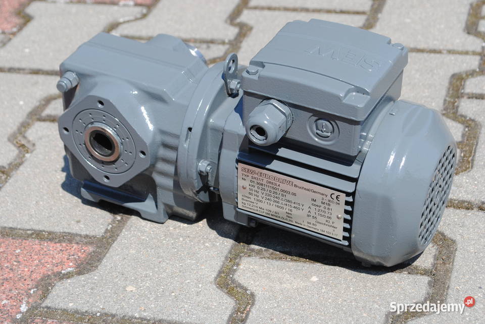 Motoreduktor kątowy 025kw 13obrmin SEW sprzedam