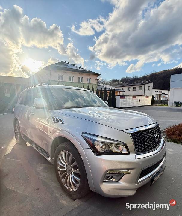 Srebrne Infiniti QX 80 z fotelami kapitańskimi 4/5 Warszawa