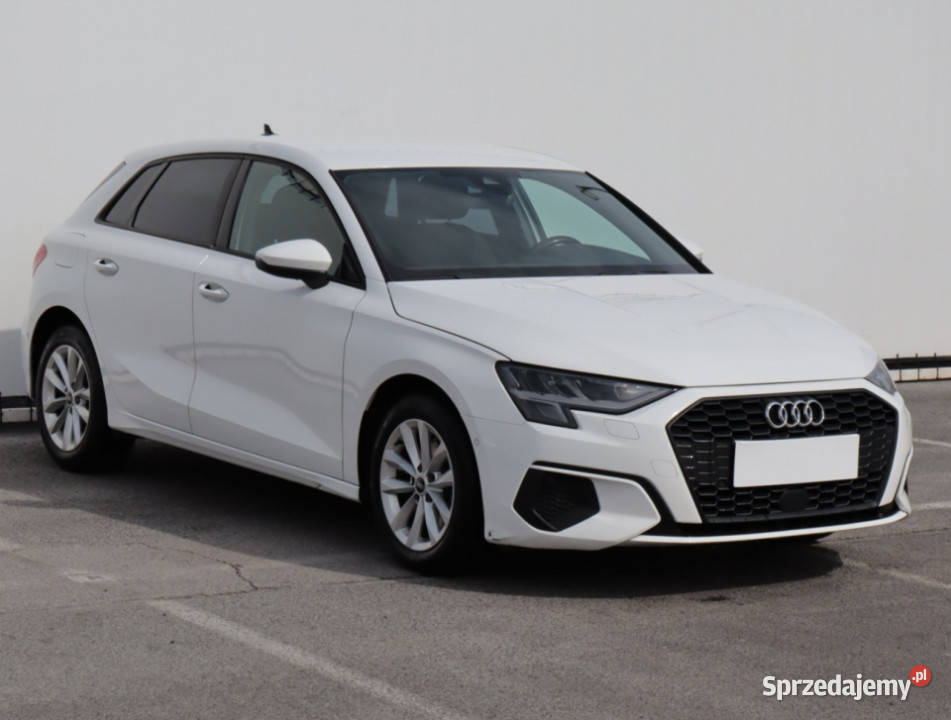 Audi A3 35 TFSI Rok produkcji 2020 Lublin