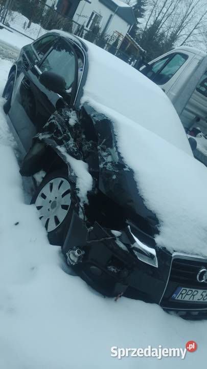 Sprzedam audi a4b8 kombi powypadkowe Stubno