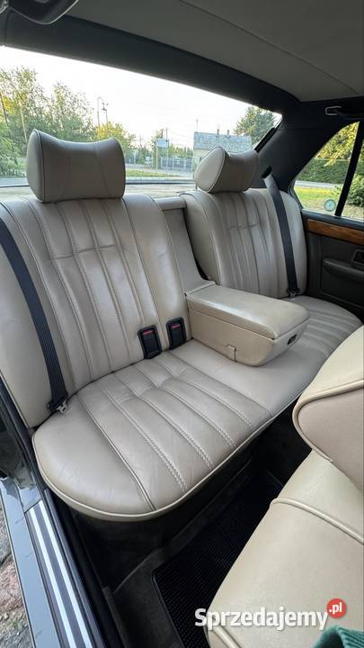 BMW 735i E23 klasyczna limuzyna do ślubu Wynajem pojazdów Płońsk