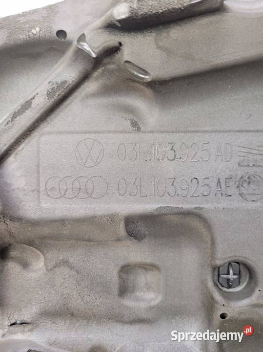 OSŁONA POKRYWA SILNIKA AUDI A1 A3 VW 03L103925AE Osłony silnika Przystajń