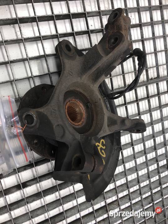 ZWROTNICA PRAWY PRZÓD RENAULT EXPRESS 15 95 osobowe sprzedam