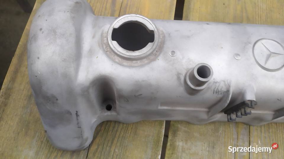 Mercedes W123 W115 pokrywa zaworów M115 20 23 osobowe Łagiewniki