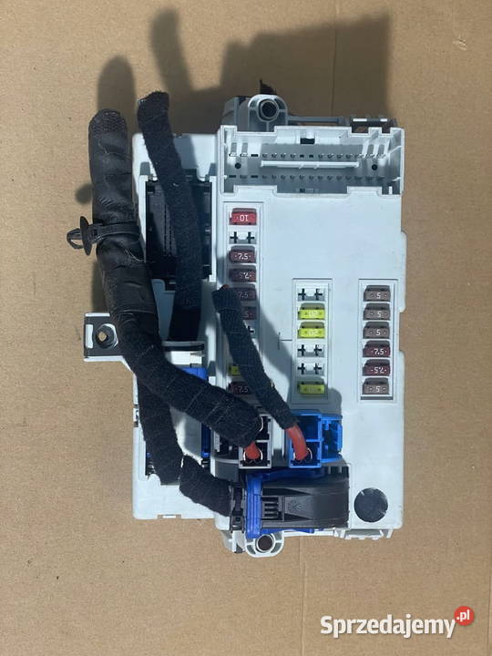 FIAT 500L MODUL BCM 330I03 51953894 Barwałd Dolny