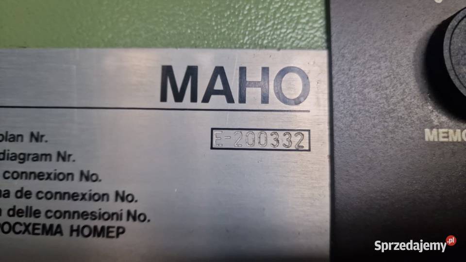 Uniwersalna frezarka MAHO MH 500 W Produkcja Warszawa