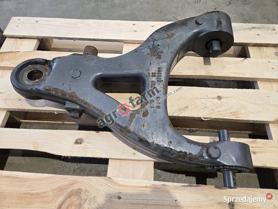 Wahacz prawy Fendt 936 939 922 930 927 Byków