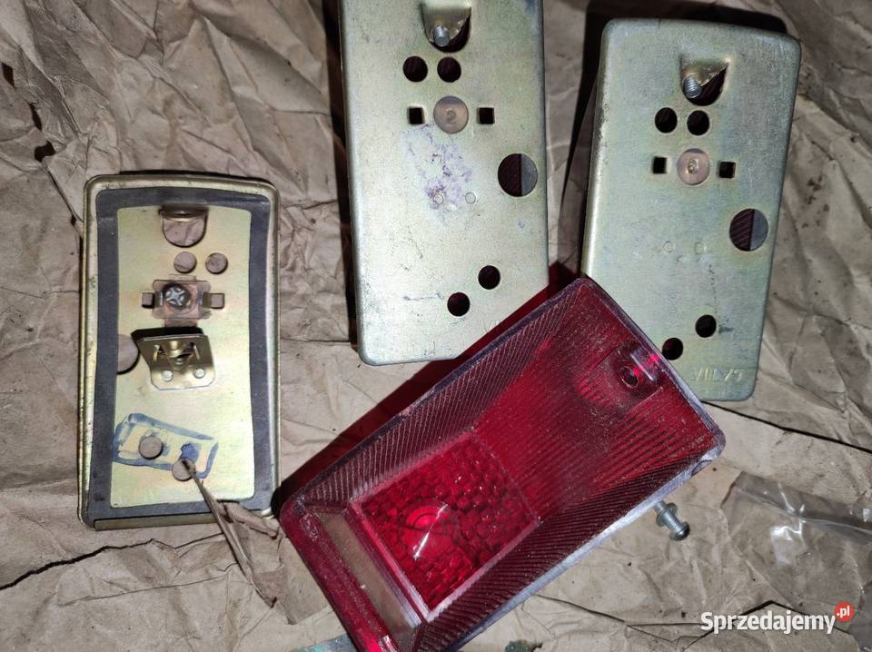 Oryginalne lampki tylne FP226 sprzedam