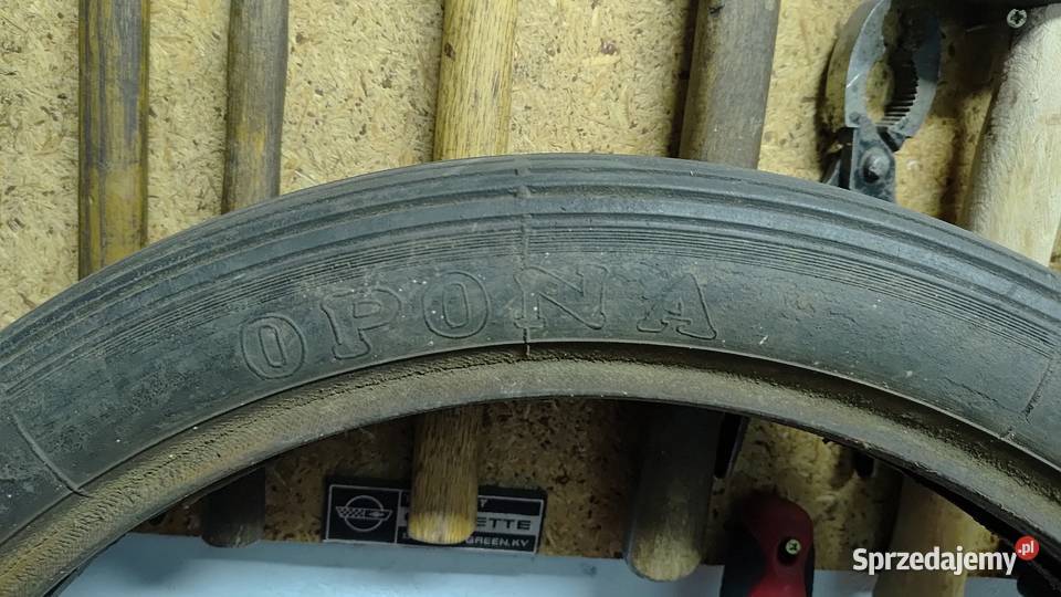 Opona 300x19 WFM Wsk Bydgoszcz