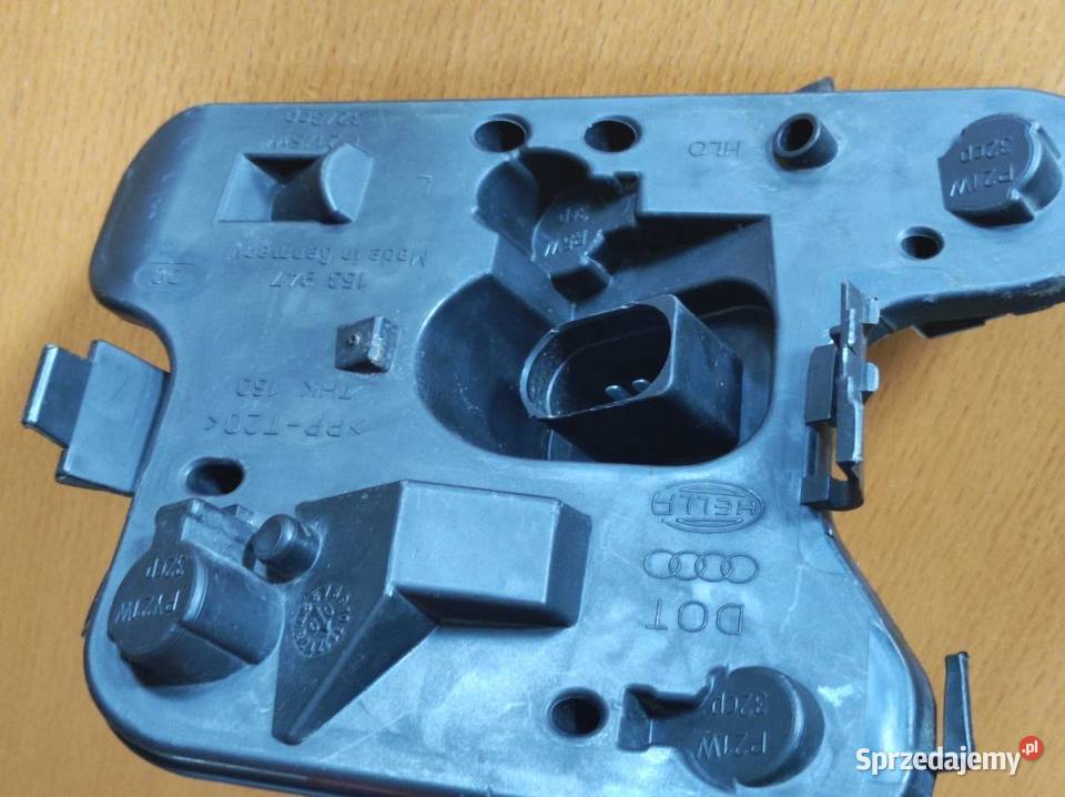 wkład lewy tył do lampy tylnej audi A4 B6 Oświetlenie Kielce sprzedam